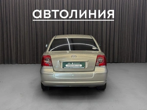 Седан Toyota Avensis 2006 года, 839000 рублей, Красноярск
