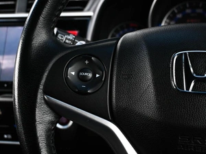 Хетчбэк Honda Fit 2013 года, 1074000 рублей, Кирилловка