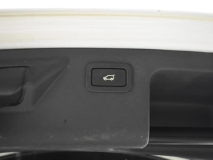 Внедорожник Land Rover Discovery Sport 2015 года, 2454900 рублей, Казань