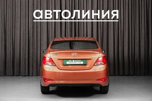 Седан Hyundai Solaris 2015 года, 899000 рублей, Красноярск