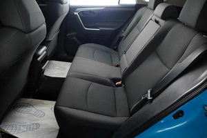 Внедорожник Toyota RAV4 2021 года, 3169000 рублей, Тюмень