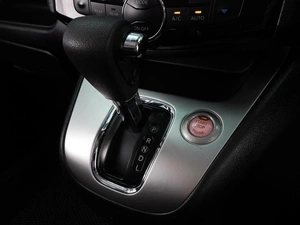 Минивэн Nissan Serena 2014 года, 1489000 рублей, Воронеж