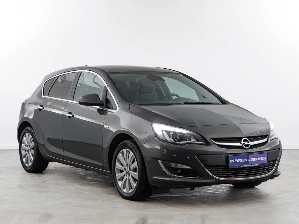 Хетчбэк Opel Astra 2012 года, 949999 рублей, Москва