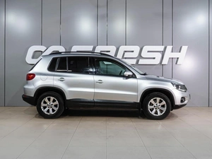 Внедорожник Volkswagen Tiguan 2012 года, 900000 рублей, Воронеж