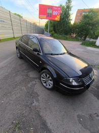 Седан Volkswagen Passat 2003 года, 299000 рублей, Красноярск