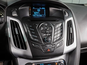 Седан Ford Focus 2012 года, 829000 рублей, Воронеж