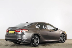 Седан Toyota Camry 2019 года, 3199000 рублей, Тюмень