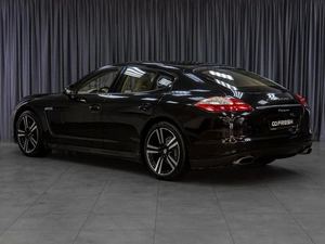 Лифтбек Porsche Panamera 2010 года, 2529000 рублей, Тюмень