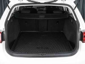 Универсал Volkswagen Golf 2017 года, 1924000 рублей, Тюмень