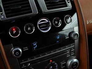 Купе Aston Martin Virage 2012 года, 6360999 рублей, Москва