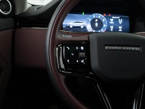 Внедорожник Land Rover Range Rover Evoque 2024 года, 5376444 рублей, Москва