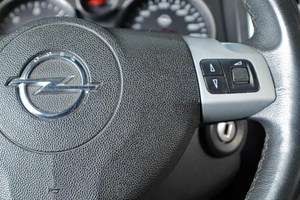 Минивэн Opel Zafira 2013 года, 959000 рублей, Тюмень