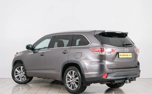 Внедорожник Toyota Highlander 2014 года, 2949000 рублей, Красноярск