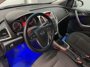 Хетчбэк Opel Astra 2011 года, 550000 рублей, Ярославль