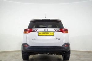 Внедорожник Toyota RAV4 2013 года, 1689000 рублей, Оренбург