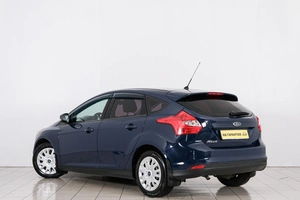 Хетчбэк Ford Focus 2013 года, 829000 рублей, Красноярск