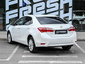Седан Toyota Corolla 2014 года, 969800 рублей, Волгоград