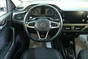 Лифтбек Volkswagen Polo 2020 года, 1699000 рублей, Омск