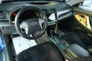 Седан Toyota Camry 2007 года, 999000 рублей, Омск