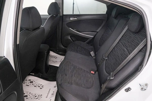 Седан Hyundai Solaris 2015 года, 899000 рублей, Красноярск
