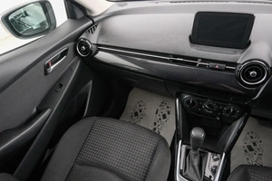 Хетчбэк Mazda Demio 2019 года, 1329000 рублей, Красноярск