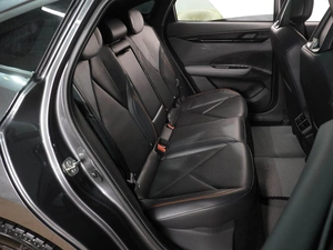 Лифтбек Changan UNI-V 2023 года, 2099000 рублей, Воронеж