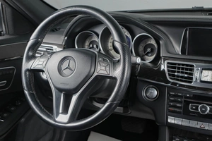 Седан Mercedes-benz E-класс 2013 года, 2369000 рублей, Тюмень