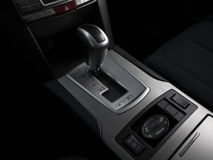 Универсал Subaru Legacy 2010 года, 1250000 рублей, Омск