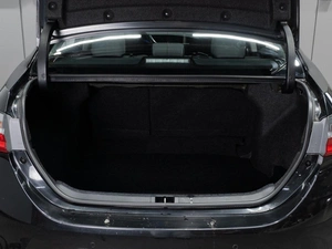 Седан Toyota Corolla 2016 года, 1739000 рублей, Тюмень