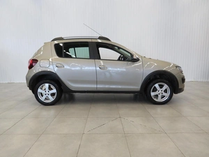 Хэтчбек Renault Sandero 2016 года, 1100000 рублей, Калуга