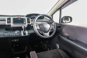 Минивэн Honda Freed 2012 года, 1349000 рублей, Пермь