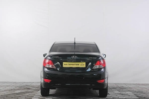 Седан Hyundai Solaris 2013 года, 799000 рублей, Кемерово