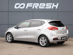 Хетчбэк Kia Ceed 2013 года, 965000 рублей, Краснодар