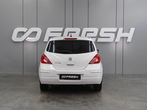 Хетчбэк Nissan Tiida 2011 года, 574000 рублей, Воронеж