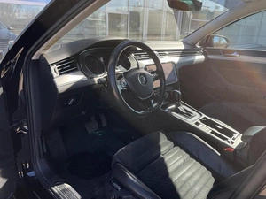 Универсал Volkswagen Passat 2017 года, 1700000 рублей, Ярославль