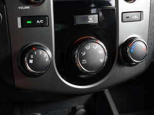 Седан Kia Cerato 2010 года, 849000 рублей, Воронеж