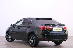 Седан Toyota Corolla 2014 года, 1399000 рублей, Омск