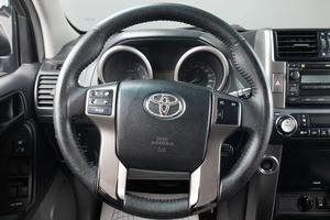 Внедорожник Toyota Land Cruiser Prado 2012 года, 2899000 рублей, Оренбург