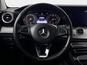 Седан Mercedes-benz E-класс 2016 года, 2299900 рублей, Казань