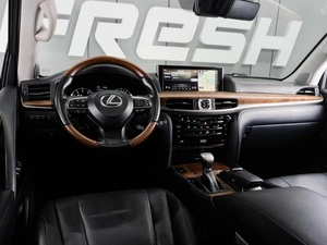Внедорожник Lexus LX 2019 года, 9000000 рублей, Тюмень