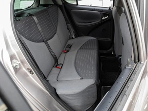 Хетчбэк Toyota Vitz 2003 года, 465000 рублей, Краснодар