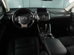 Внедорожник Lexus NX 2015 года, 2900000 рублей, Красный Пахарь
