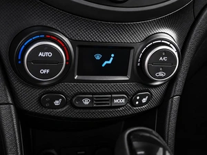 Седан Hyundai Solaris 2016 года, 1087000 рублей, Тюмень
