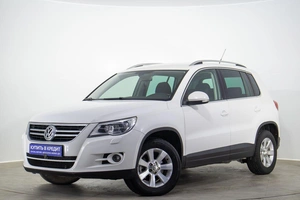 Внедорожник Volkswagen Tiguan 2010 года, 1179000 рублей, Оренбург