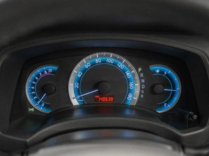 Минивэн Toyota Isis 2010 года, 1299000 рублей, Красноярск