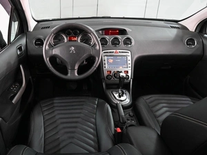 Седан Peugeot 408 2013 года, 879000 рублей, Аксай