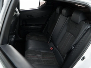 Внедорожник Toyota C-HR 2021 года, 3737077 рублей, Москва