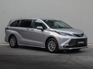 Минивэн Toyota Sienna 2021 года, 3670000 рублей, Краснодар