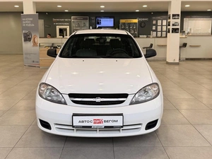 Хэтчбек Chevrolet Lacetti 2010 года, 615000 рублей, Орёл