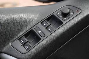 Внедорожник Volkswagen Tiguan 2008 года, 849000 рублей, Ульяновск